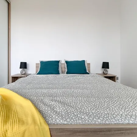 Apartment Gris Poznan